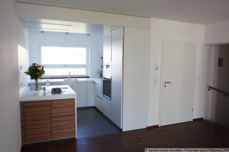 - VERMETET - Zukunftsorientiertes und umweltbewusstes Wohnen : Modernes Architekten-Reihenhaus als Passivhaus